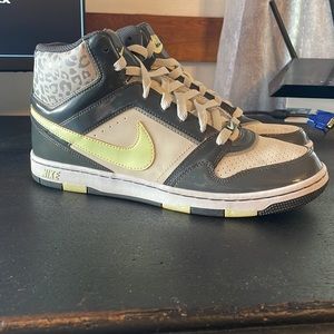 Rare Leopard 2012 Nike Prestige 3 Skinny High Prm Women's Gray/Volt